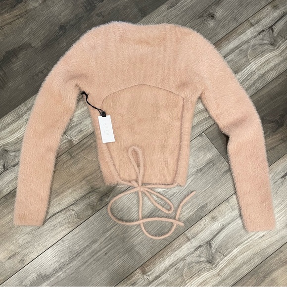 ASTR The Label Fuzzy Sweater Open Back Tie Waist Blush Pink Small - Picture 2 of 5